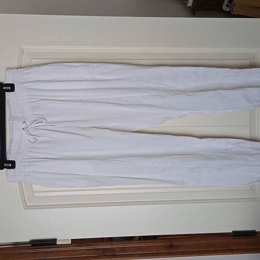 Bebe white linen joggers